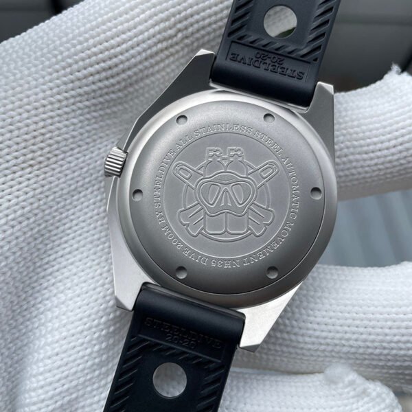 Steeldive SD1944 NH35 Retro Military Watch - Image 11