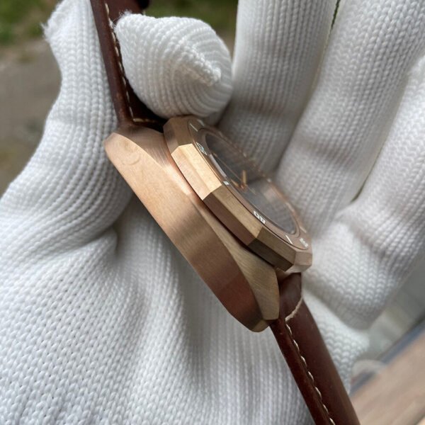 Steeldive SD1946S Solid Bronze Watch - Image 8