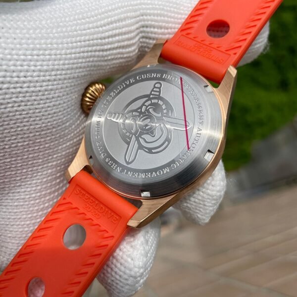 Steeldive SD1928S Bronze Pilot Watch - Onion Crown - Image 12
