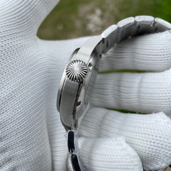Steeldive SD1928H Khaki Field Mechanical Watch - Image 13