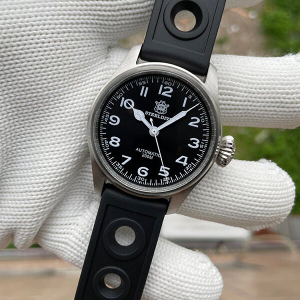 Steeldive SD1928M The Murph Pilot Watch - Onion Crown - Image 5