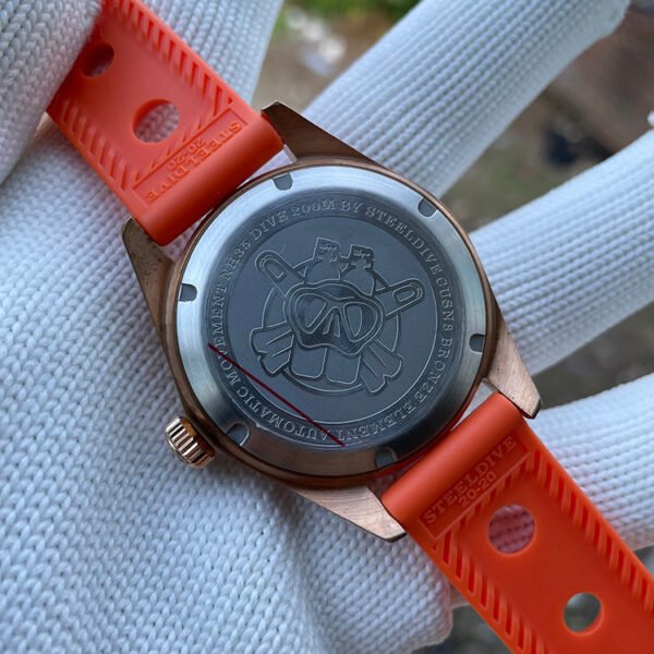 Steeldive SD1965S Solid Bronze Watch - Image 6