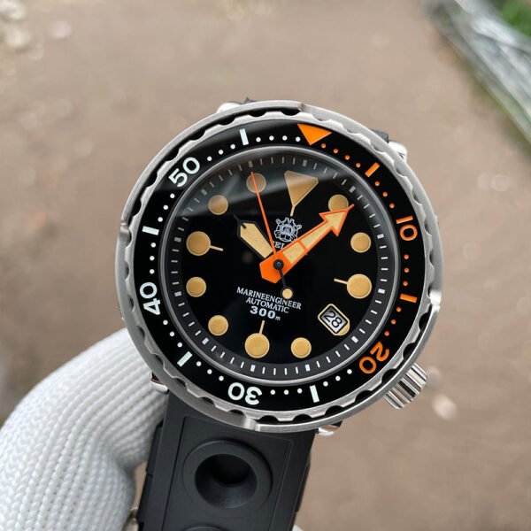 Steeldive Vintage SD1975V Tuna Dive Watch - Image 4