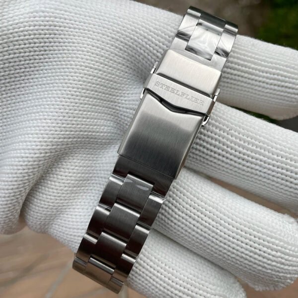 Steelflier VH60 Quartz Field Watch SF746 - Image 18